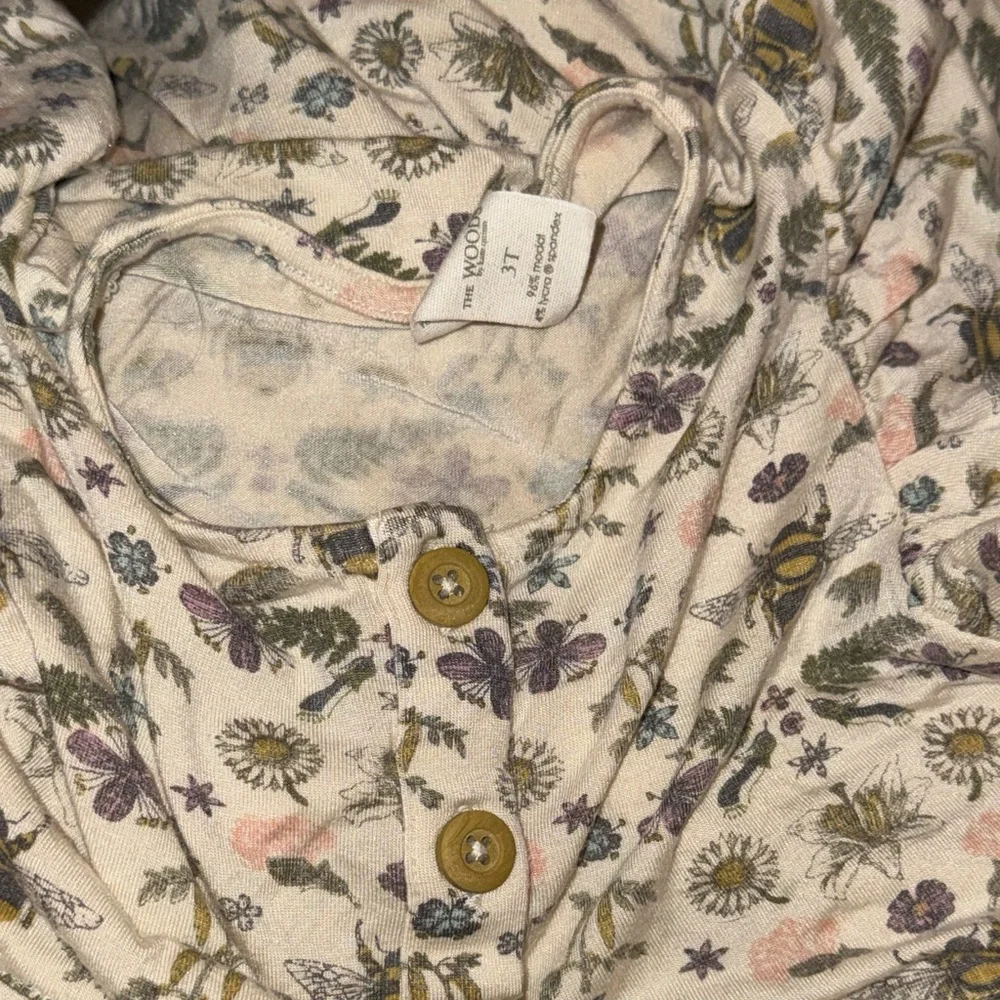 Kate Quinn Ruffle Sleeve Prairie Dress - Litho Bee - Picture 2 of 3
